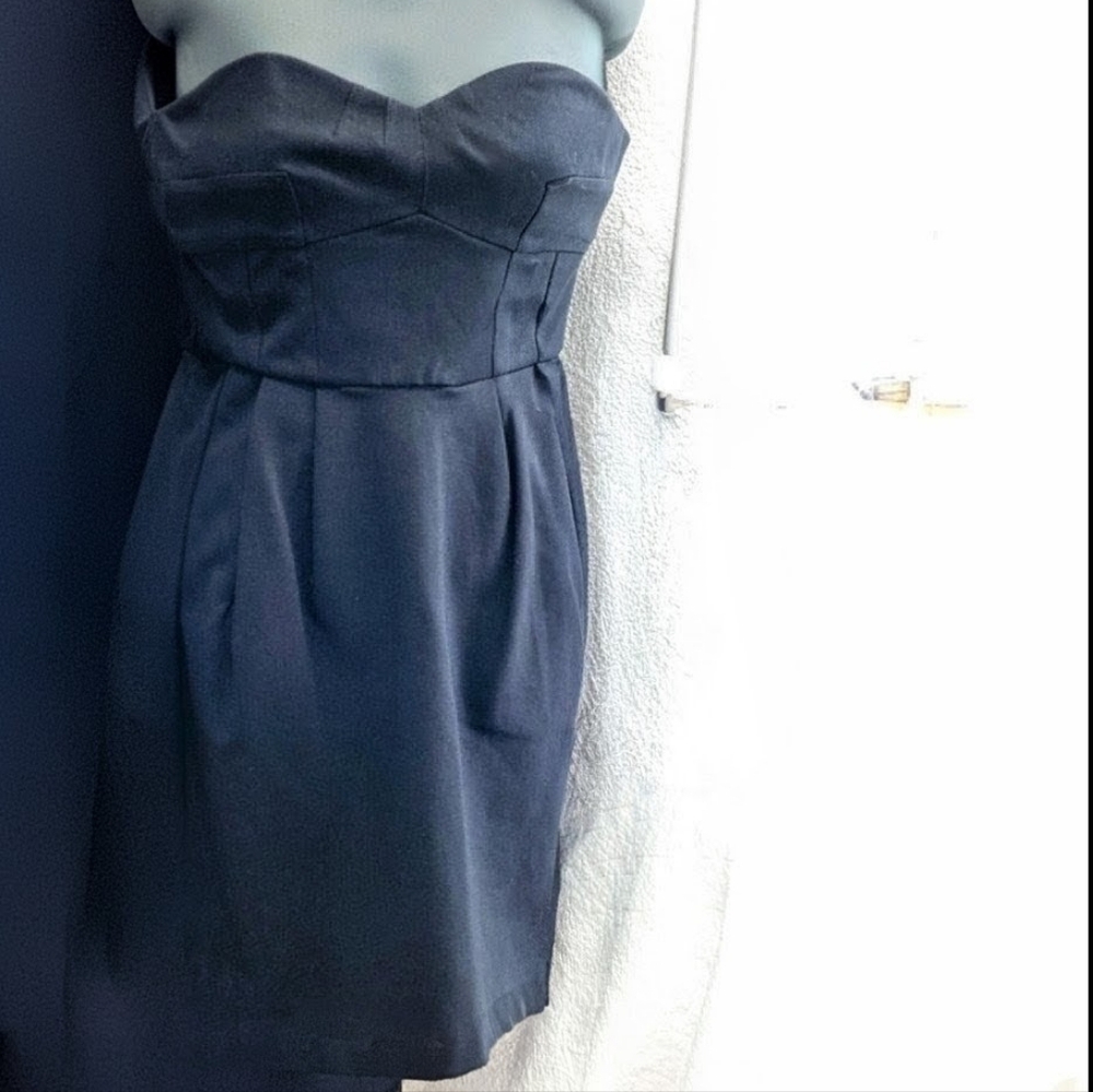 DvF classic strapless sweetheart LBD real pockets Size 0